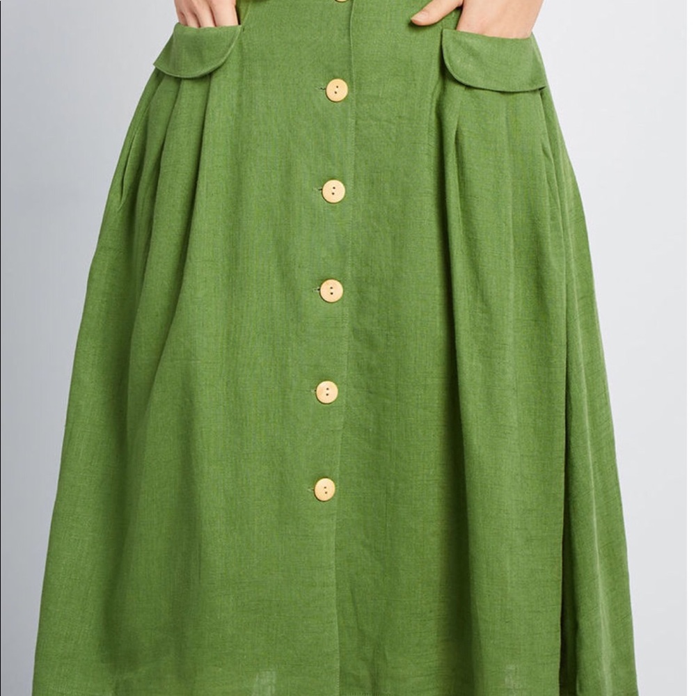 NWT ModCloth Green Midi Skirt